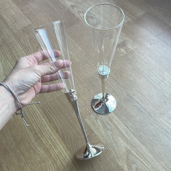 Vera Wang Champagne With Love Flutes - Picture 2 of 4